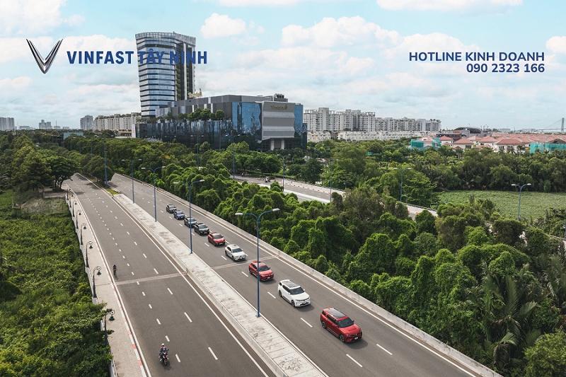 VinFast bán 11.479 xe ô tô điện trong tháng 7/2025: VinFast Tây Ninh 'đón sóng' chuyển đổi xanh